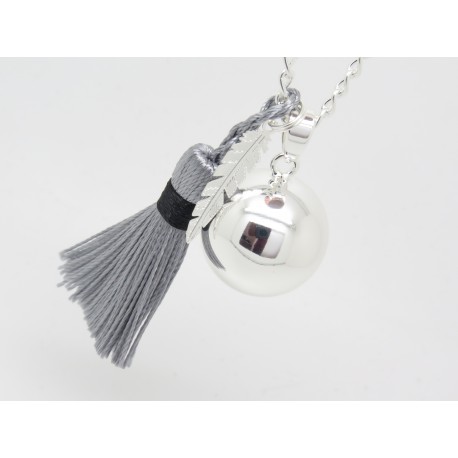 BOLA DE GROSSESSE LISSE  COULEUR ARGENT AVEC POMPON ET PLUME CADEAU FUTURE MAMAN, CADEAU DE GROSSESSE F de Bm creations