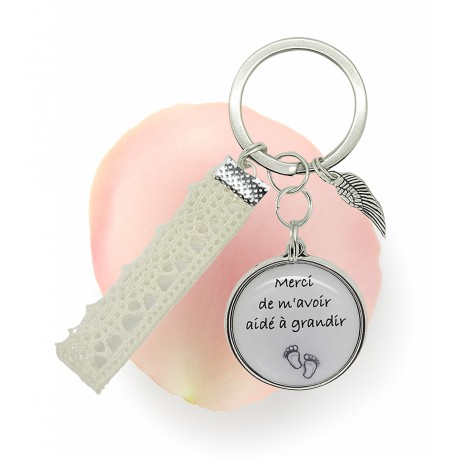 Porte clés personnalisable F de Bm créations merci de m'avoir aidé à grandir