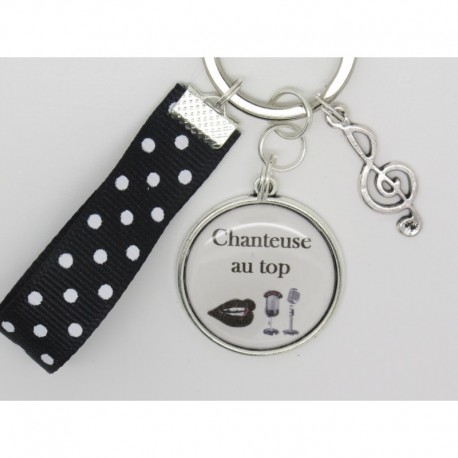 Porte clés personnalisable F de Bm créations chanteuse