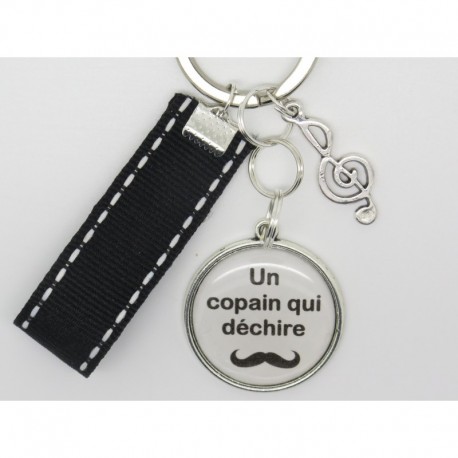 Porte clés personnalisable F de Bm créations copain qui déchire